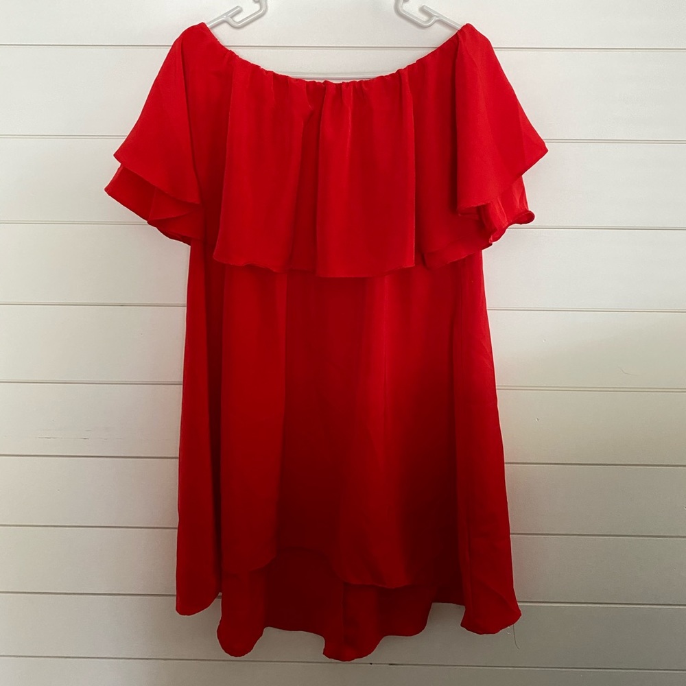 Red Sleeveless Dress
